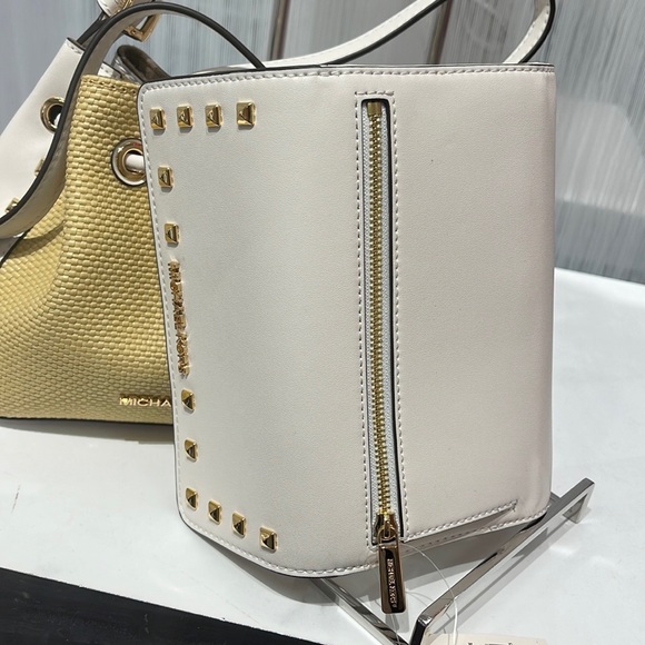 MICHAEL KORS JET SET TRAVEL LADY LARGE TRIFOLD  NON-VEGAN LEATHER WALLET - Picture 12 of 16